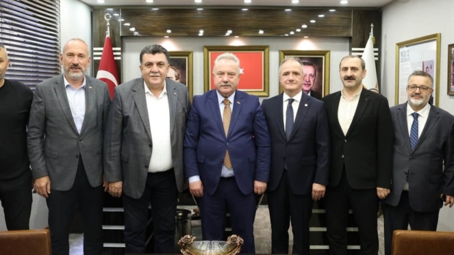 Siyaseti Futbola Karıştırırsan Sonucuna Katlanırsın